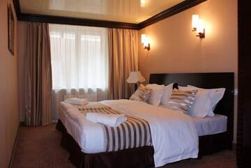 Фото номера Семейный номер Отель Best Western Plus Paradise Hotel Dilijan г. Дилижан 7